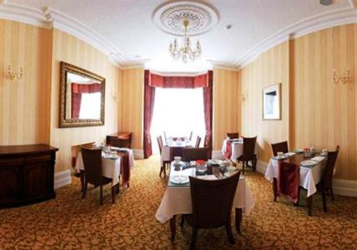 фото отеля The Clarence Hotel
