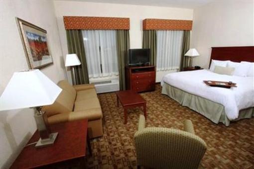 фото отеля Hampton Inn Suites Valdosta Conference Center