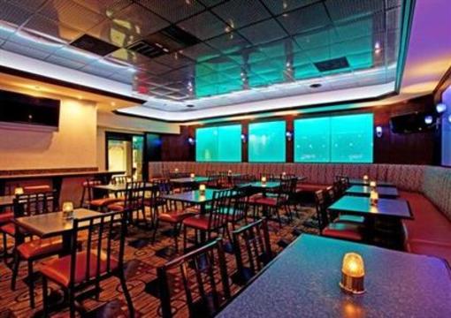 фото отеля Holiday Inn Farmington Hills Novi