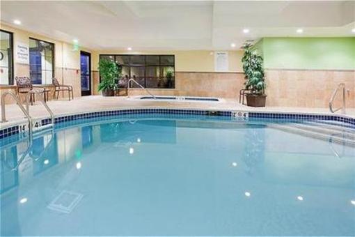 фото отеля Holiday Inn Express Denver Airport