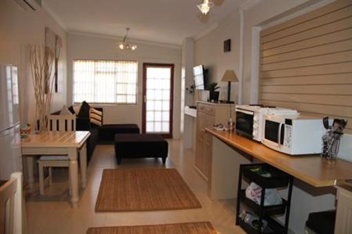 фото отеля Treetops Guesthouse