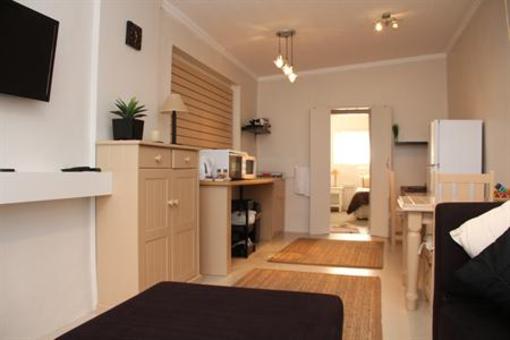 фото отеля Treetops Guesthouse
