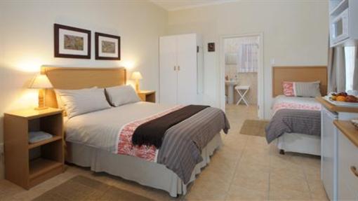 фото отеля Treetops Guesthouse