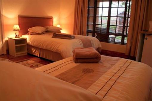 фото отеля Treetops Guesthouse