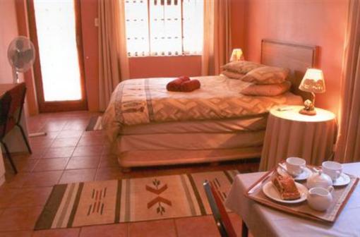 фото отеля Treetops Guesthouse