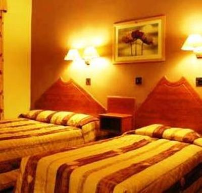 фото отеля Whites Hotel Newcastle Upon Tyne