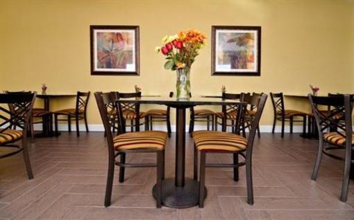 фото отеля Best Western Plus Wilmington Inn