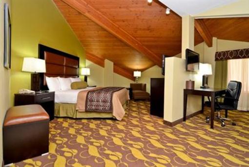фото отеля Best Western Plus Wilmington Inn