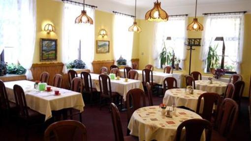 фото отеля Hotel Koruna Karlstejn