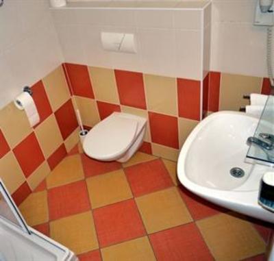 фото отеля Hotel Koruna Karlstejn