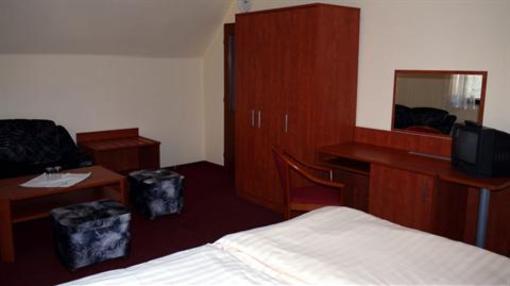 фото отеля Hotel Koruna Karlstejn