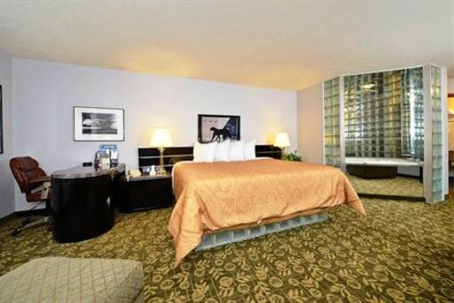 фото отеля Best Western Rivertown Inn & Suites