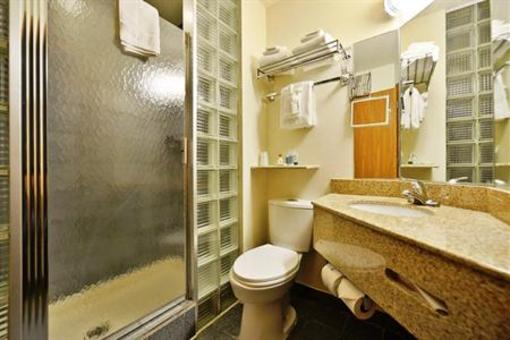 фото отеля Best Western Rivertown Inn & Suites
