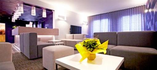 фото отеля Hotel Kyriad Valence Nord