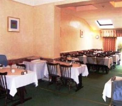 фото отеля Croydon Court Hotel