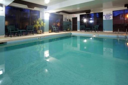 фото отеля Holiday Inn Express Murrells Inlet