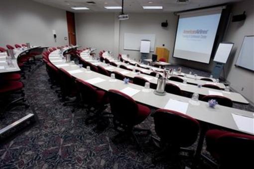 фото отеля American Airlines Training and Conference Center