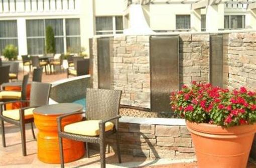 фото отеля DoubleTree by Hilton Huntsville-South