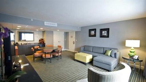 фото отеля DoubleTree by Hilton Huntsville-South