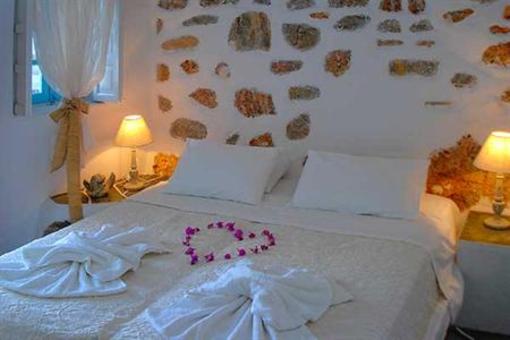 фото отеля Folegandros Apartments