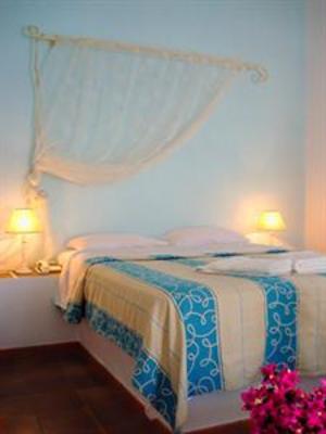 фото отеля Folegandros Apartments
