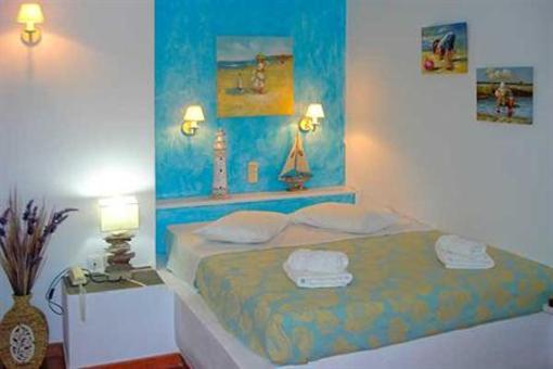 фото отеля Folegandros Apartments