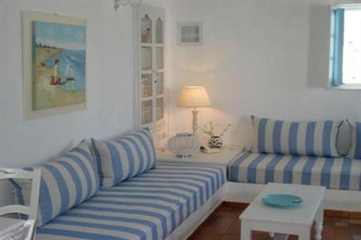 фото отеля Folegandros Apartments