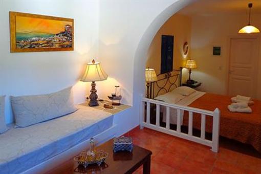 фото отеля Folegandros Apartments