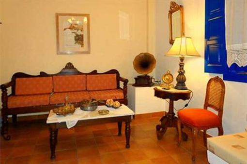 фото отеля Folegandros Apartments
