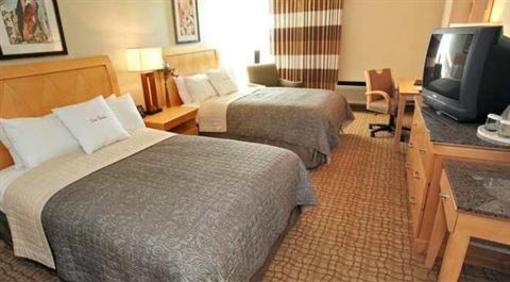 фото отеля Doubletree Hotel Virginia Beach