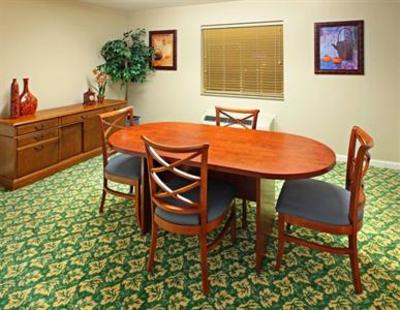фото отеля Candlewood Suites West Little Rock