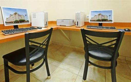 фото отеля Candlewood Suites West Little Rock