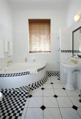 фото отеля Stillness Manor Hotel Cape Town
