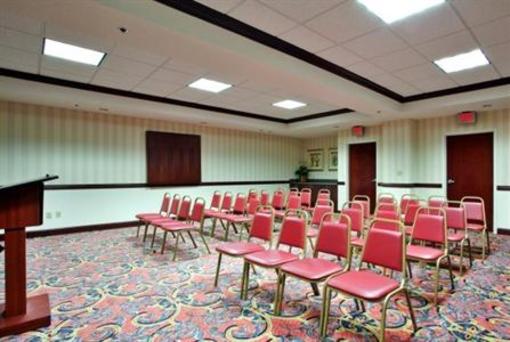 фото отеля Holiday Inn Express Chesapeake