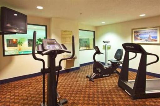 фото отеля Holiday Inn Express Chesapeake
