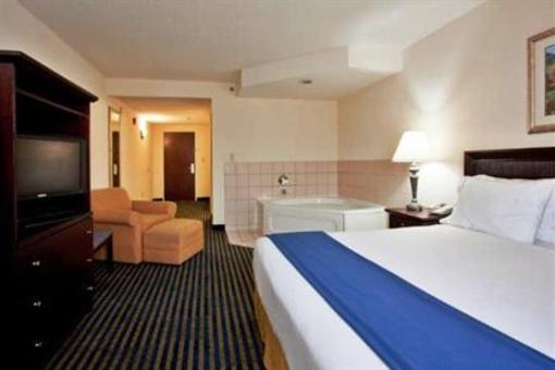 фото отеля Holiday Inn Express Chesapeake