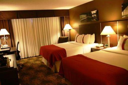 фото отеля Holiday Inn Sioux Falls-City Center