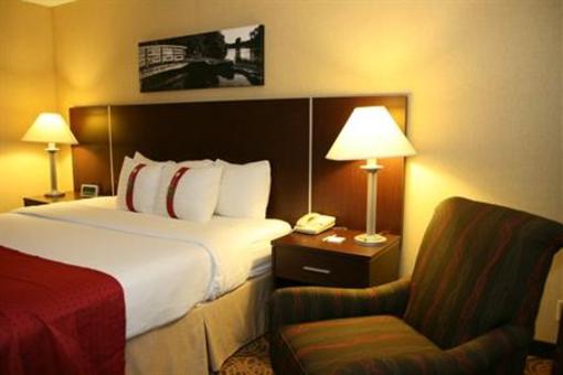 фото отеля Holiday Inn Sioux Falls-City Center
