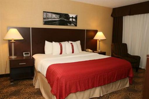 фото отеля Holiday Inn Sioux Falls-City Center