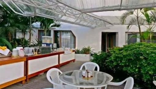 фото отеля Apartotel Suites Cristina
