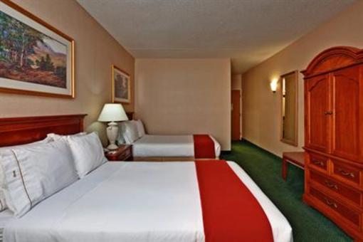 фото отеля Holiday Inn Express Warren