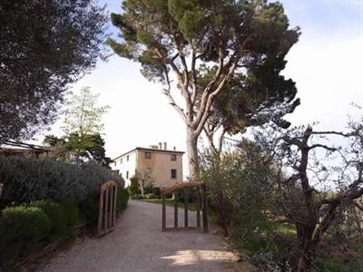 фото отеля Fattoria San Martino Farmhouse Montepulciano