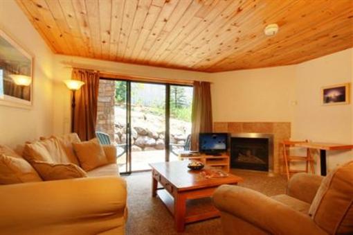 фото отеля Scandinavian Lodge & Condominiums Steamboat Springs