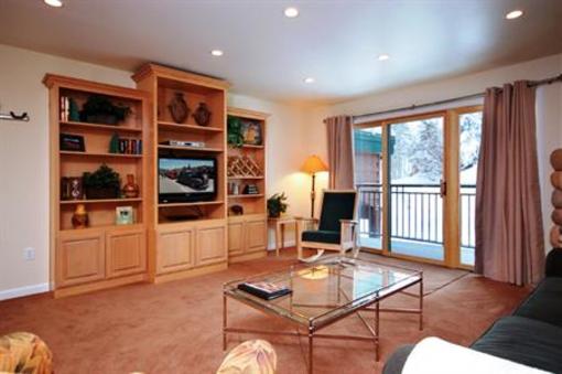фото отеля Scandinavian Lodge & Condominiums Steamboat Springs
