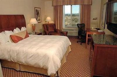 фото отеля Hilton Garden Inn Victorville