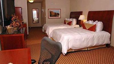 фото отеля Hilton Garden Inn Victorville