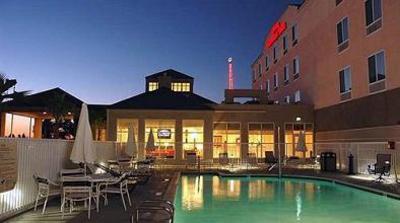 фото отеля Hilton Garden Inn Victorville