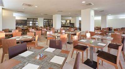 фото отеля Confortel Fuengirola
