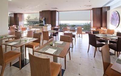 фото отеля Confortel Fuengirola