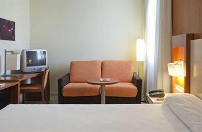 фото отеля Confortel Fuengirola